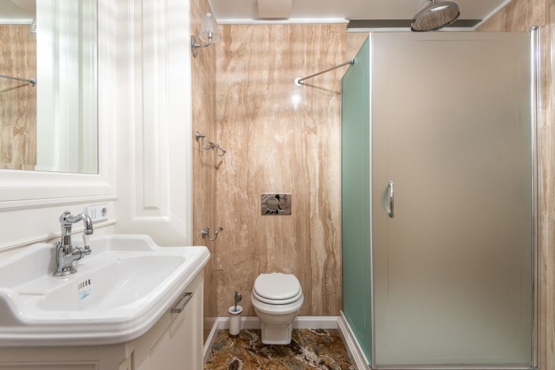 things to know before renovating a bathroom